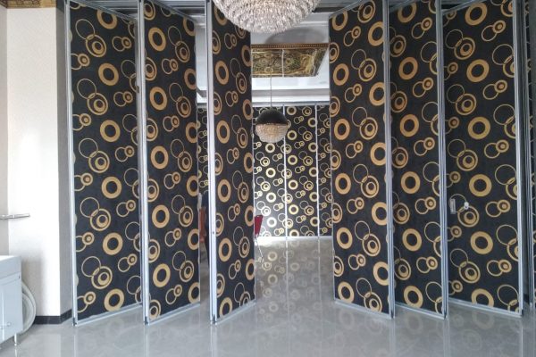 Partisi ruangan lipat mataram