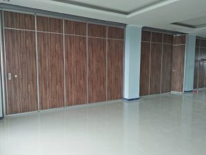 movable wall partition
